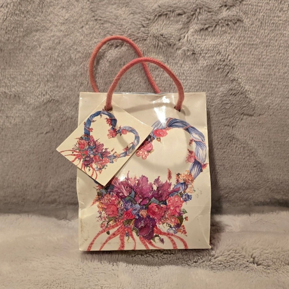 Vintage Gramma Gayle's Gifts Floral Wreath Miniature Musical Gift Bag Music Box